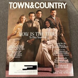 Town & Country Magazine - November 2025 - Jonathan Groff    magazines broadway